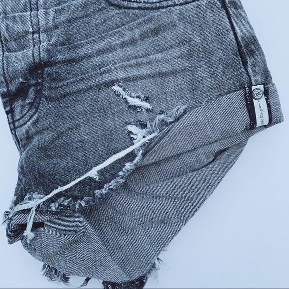 One Teaspoon Mid Waist Bandit Short - Picture 4 of 5